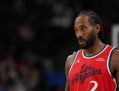 开云下载-尼克斯末节带走76人，伦纳德成为关键先生