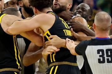 开云APP-湖人完胜雷霆，戈贝尔统治全场