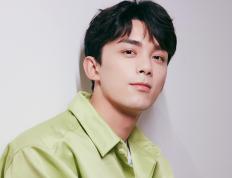 开云体育-东决关键战之夜，约基奇状态火热，篮球世界双线沸腾