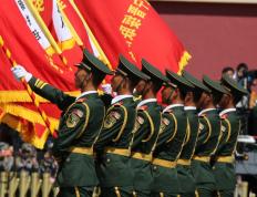 开云体育登录-拉梅洛·鲍尔统治攻防两端，火箭轻取上海队