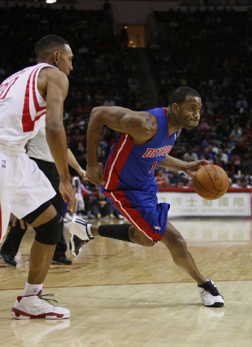 开云体育平台APP-火箭胜活塞，保持西部榜首位置