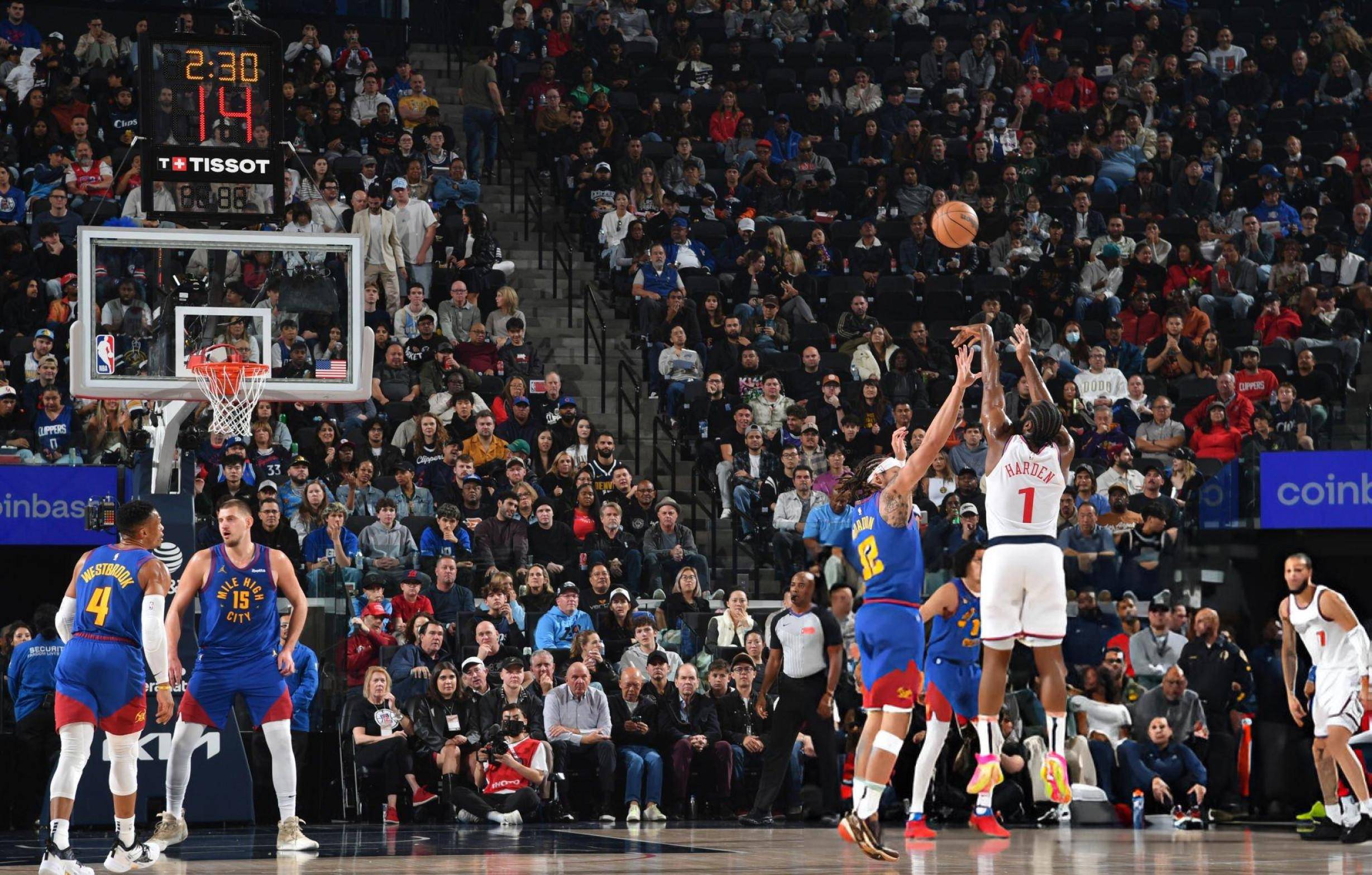 开云体育-火箭全队爆发拿下热火,哈登高效的简单介绍