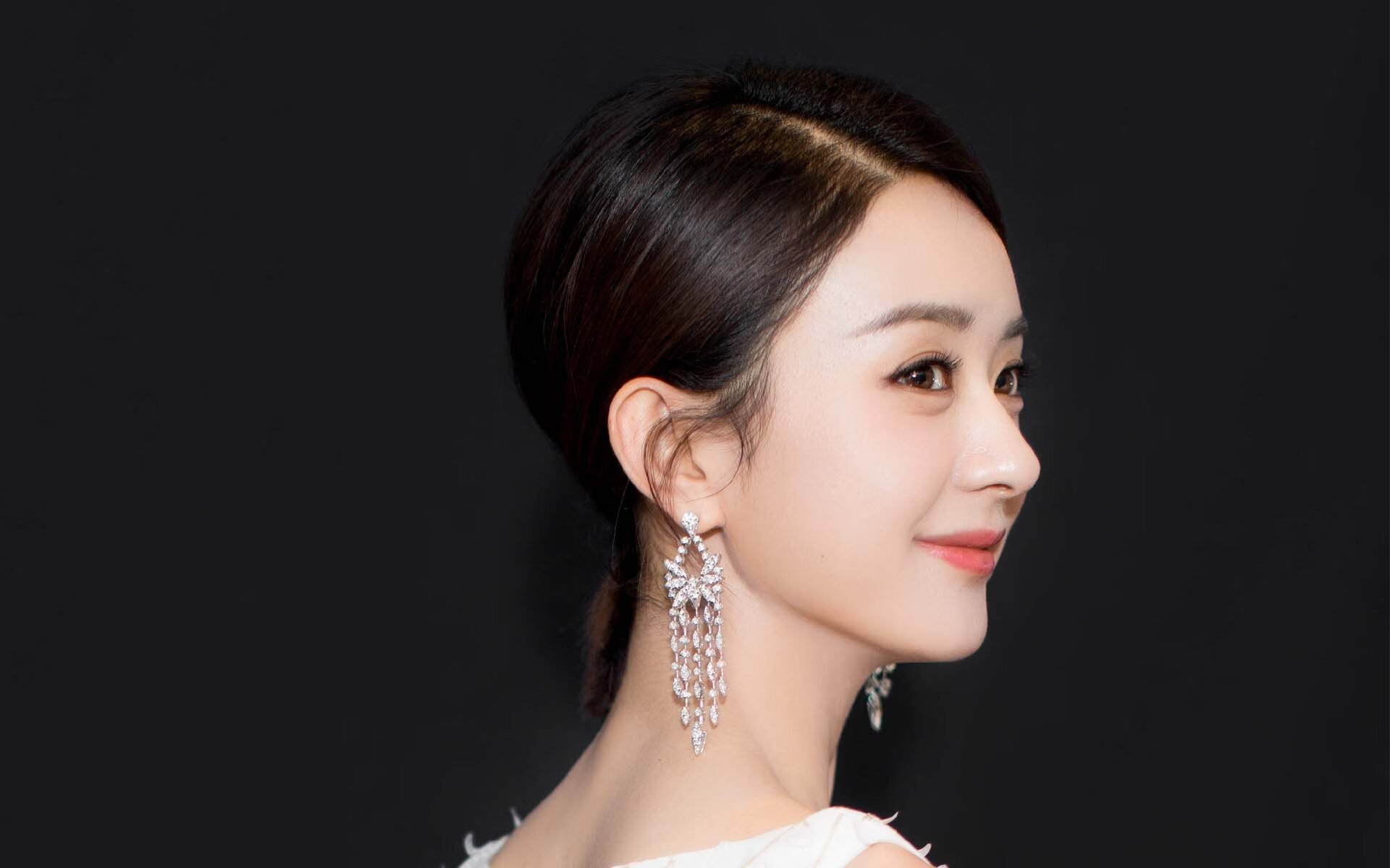 开云体育平台APP-王者归来，内马尔征服全场，葡萄牙力克委内瑞拉展现冠军气象