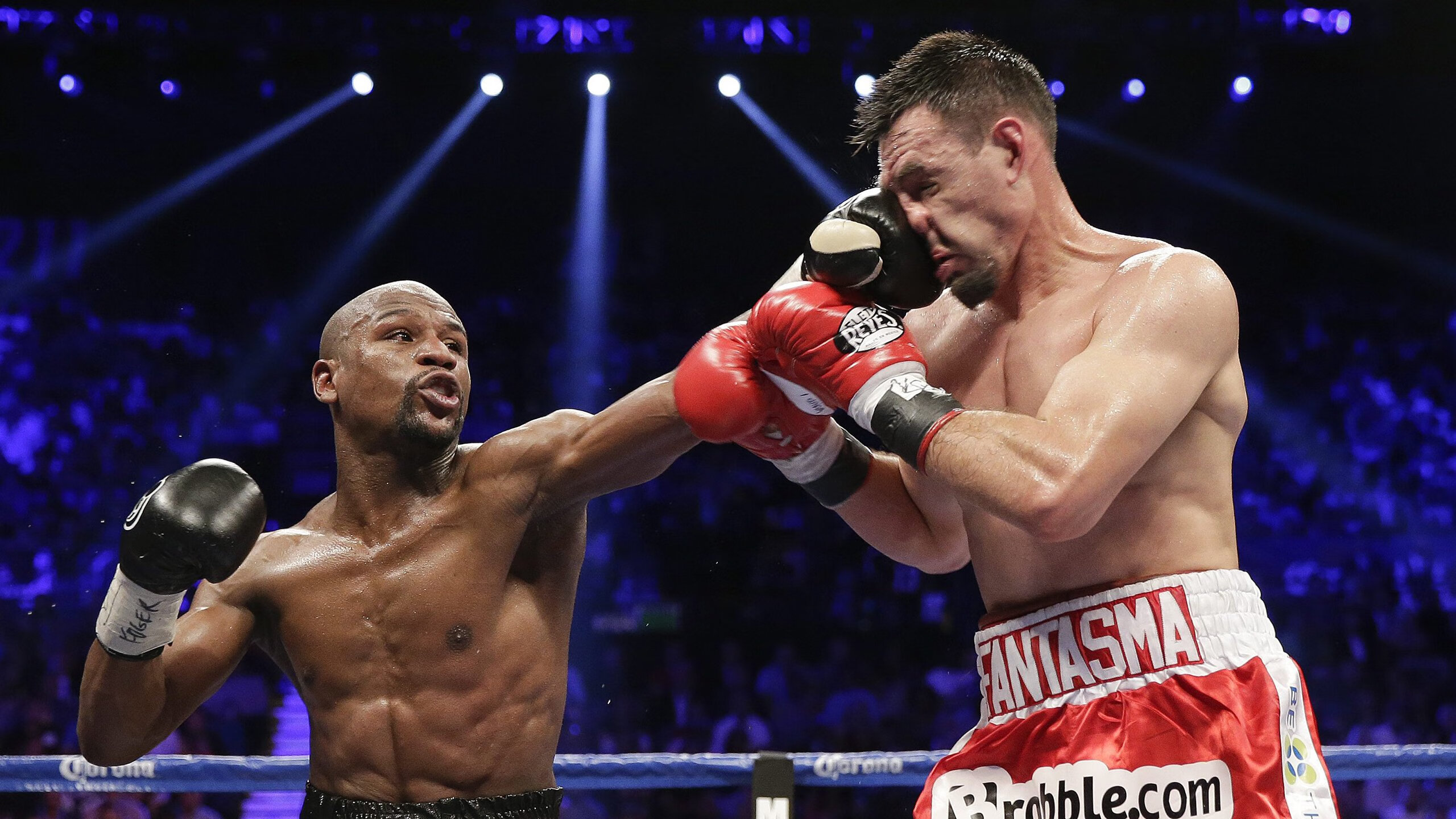 开云下载-深圳队逆转雄鹿，霍勒迪，于无声处炸响的惊雷！