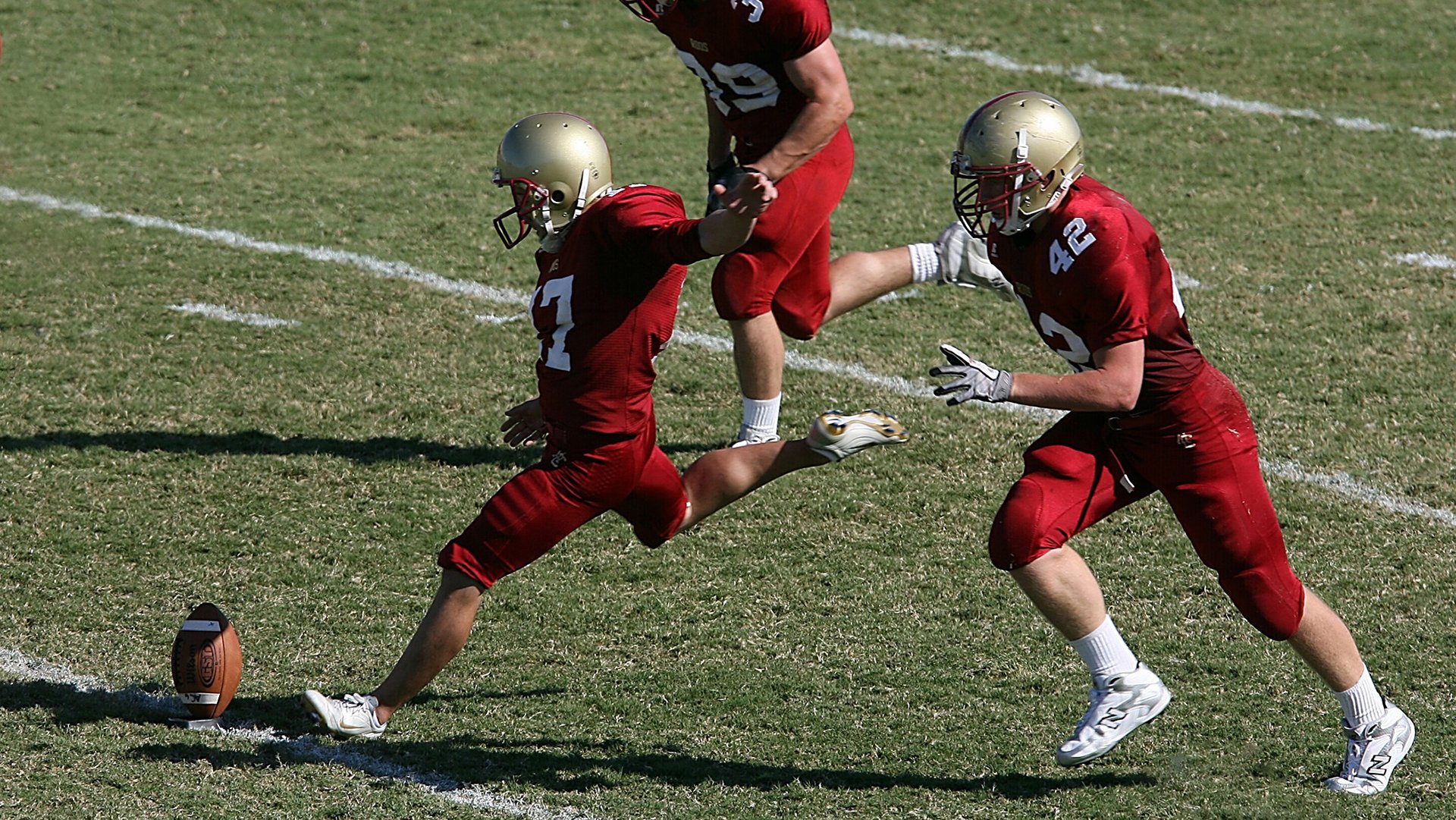 开云体育-美加墨世界杯焦点战，佛罗伦萨强行终结西班牙，黑马传奇诞生